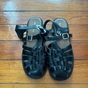 Black Leather Fisherman Sandal